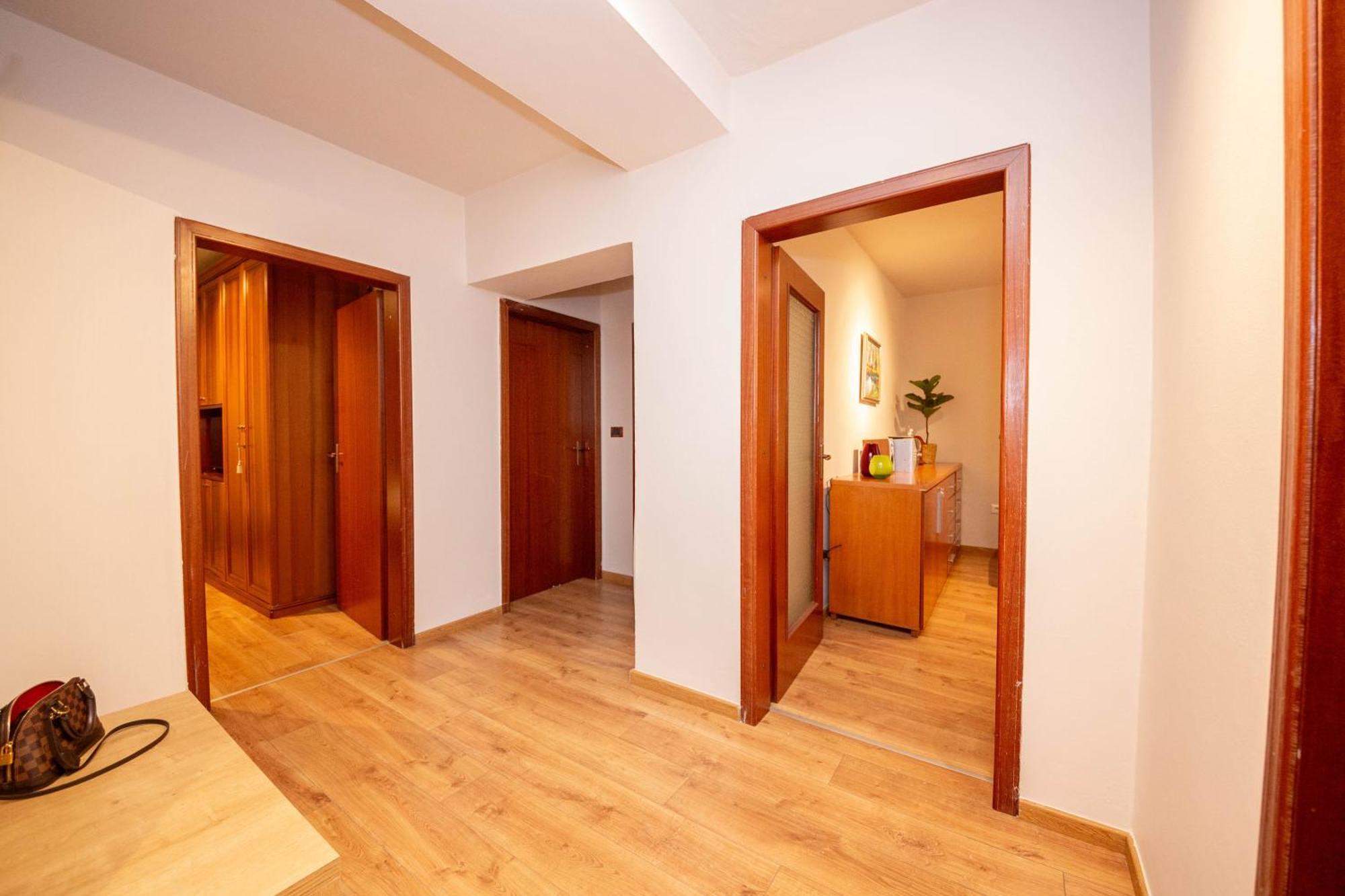 Blloku Unique Apartments 3 Tirana Kültér fotó