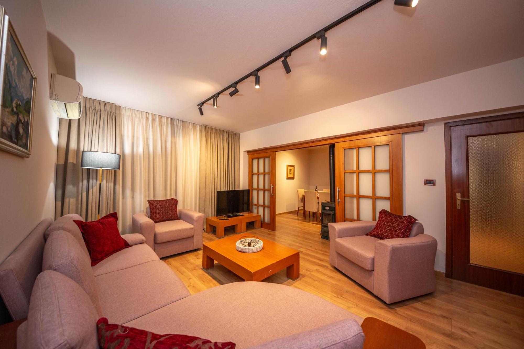 Blloku Unique Apartments 3 Tirana Kültér fotó